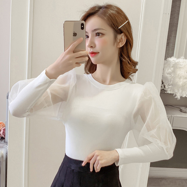 Modern női blúz három színben, ovális nyakkivágással és széles ujjakkal