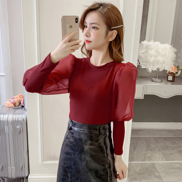 Modern női blúz három színben, ovális nyakkivágással és széles ujjakkal