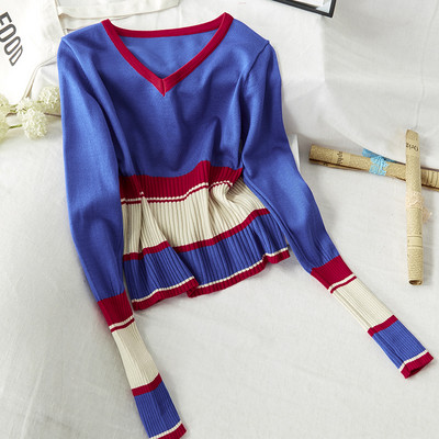 Női blúz spitz nyakkivágással télre