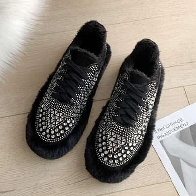 Pantofi casual de damă din puf cu pietre în alb și negru