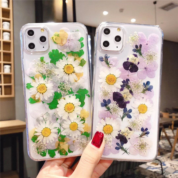 Husa cu model floral in verde si violet pentru Iphone 11 Pro Max