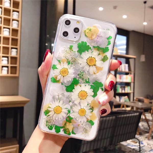 Husa cu model floral in verde si violet pentru Iphone 11 Pro Max