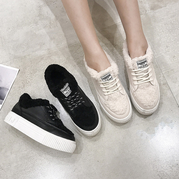 Pantofi casual de damă din piele, cu căptușeală moale în bej și negru