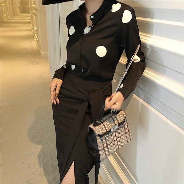 Elegáns női ing és hosszú szoknya szett hasítékkal