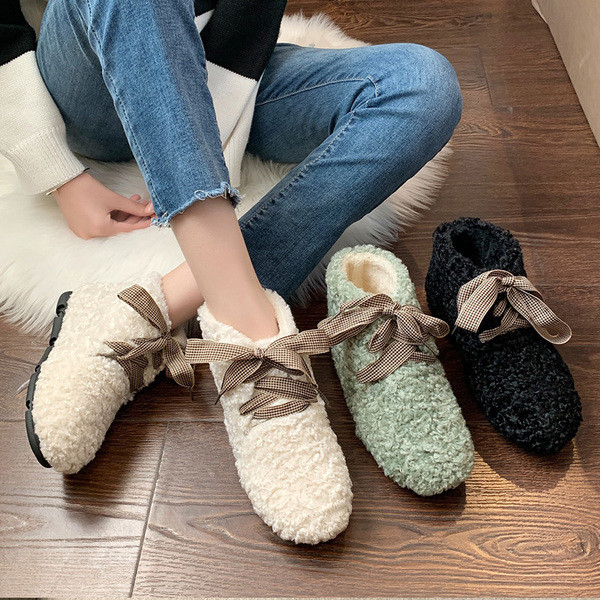 Női téli csizma puha béléssel, zöld, fekete és fehér színben