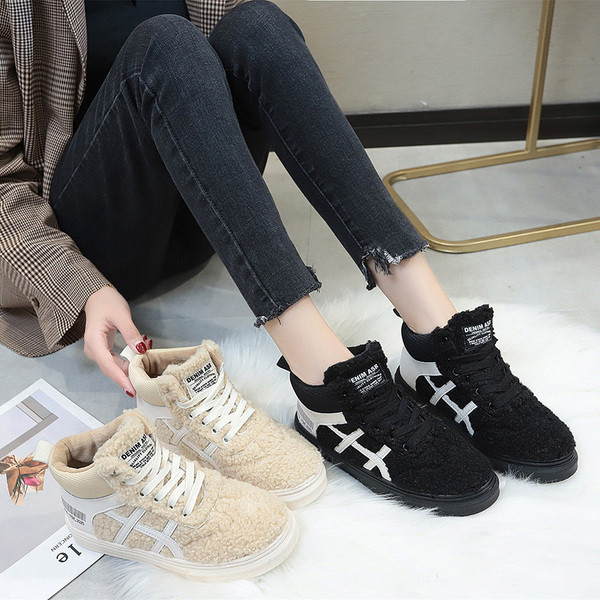 Női őszi-téli tornacipő puha béléssel, fekete és bézs színben