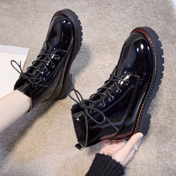 Női őszi csizma eko bőrből, télire alkalmas fekete színben