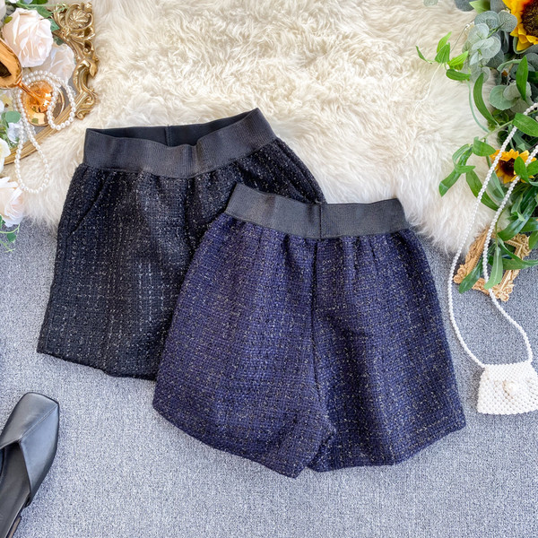 Pantaloni scurți de iarnă de damă cu talie înaltă în negru și albastru