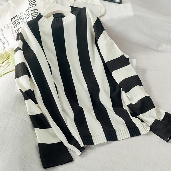 Női csíkos blúz széles modell télire