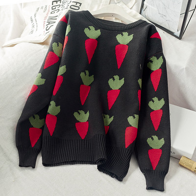 Női téli pulóver színes hímzéssel, kerek nyakkivágással