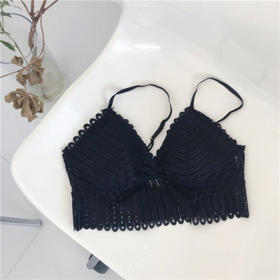 Női melltartó csipkével és párnákkal több színben