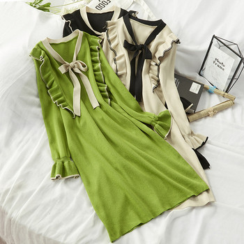 Női téli ruha hosszú szalagos modellel zöld és bézs színben