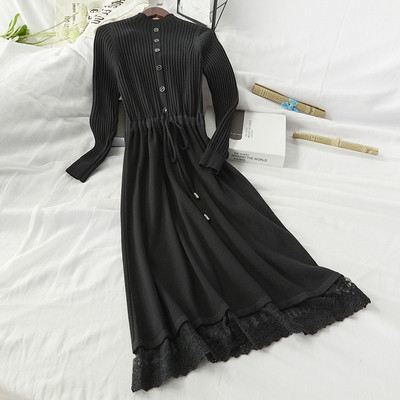 Női őszi-téli ruha modell kivágott hosszú ujjú derékkötővel