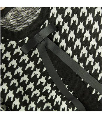 Női téli ruha hosszú és szabású fekete-fehér modell