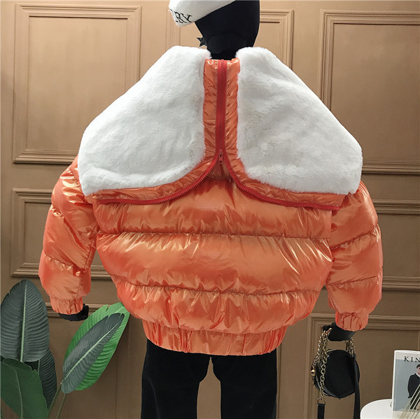 Női kabát új modell medve kapucnival fehér, zöld és narancs színben