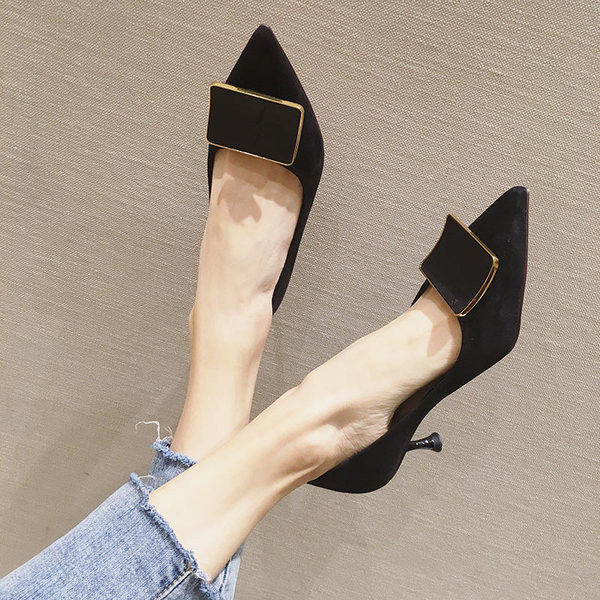 Pantofi de dama eleganti model ascutit cu toc subtire