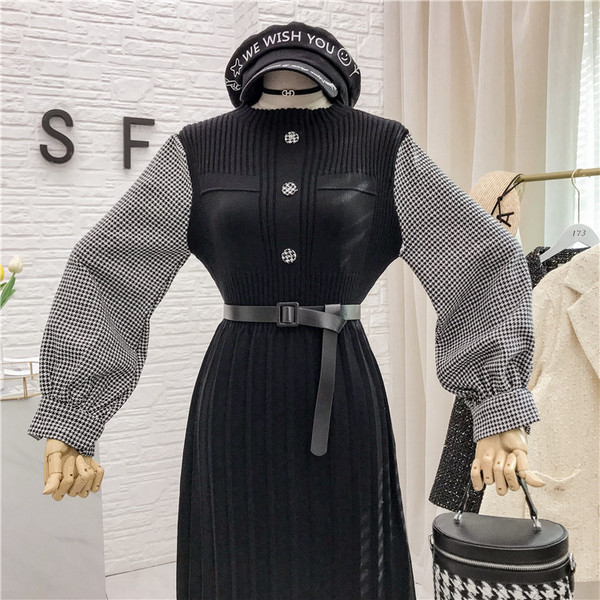 Rochie casual dama tricotata cu curea si fusta plisata in doua culori