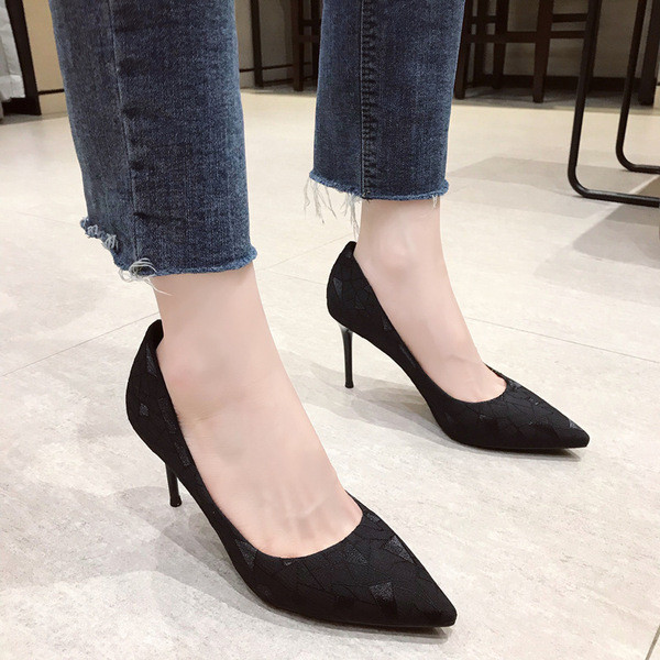 Pantofi eleganti de dama cu toc subtire in negru - doua modele