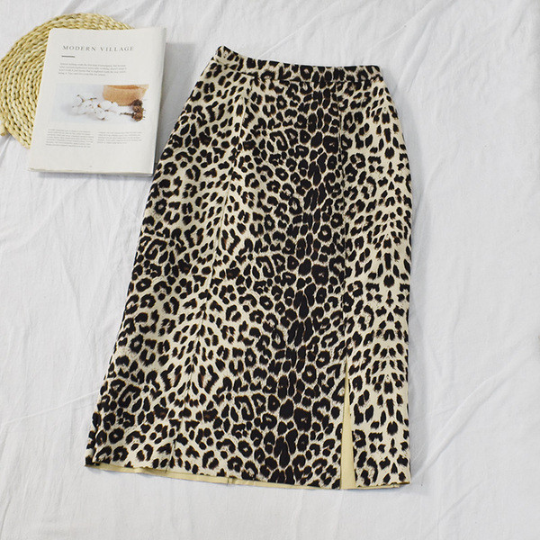 Fusta de dama moderna in trei culori cu model leopard si talie inalta