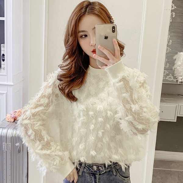 Bluză de damă modernă cu franjuri de culoare bej