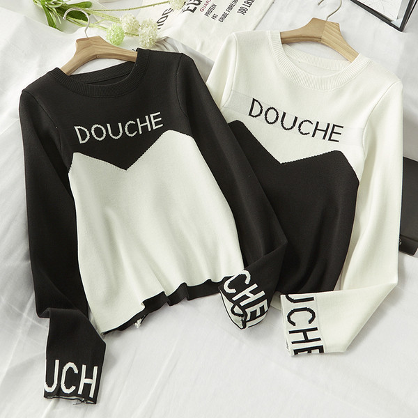 Női őszi blúz fehér, fekete és sárga felirattal