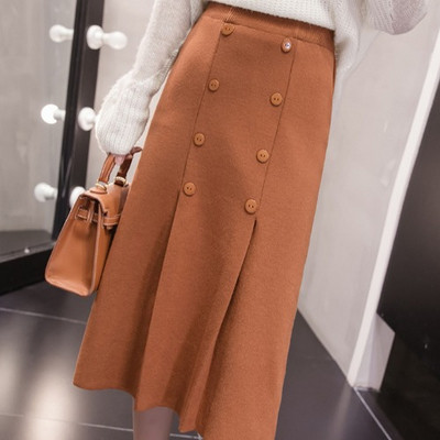 Fusta lunga tricotata cu nasturi in bej, maro si negru