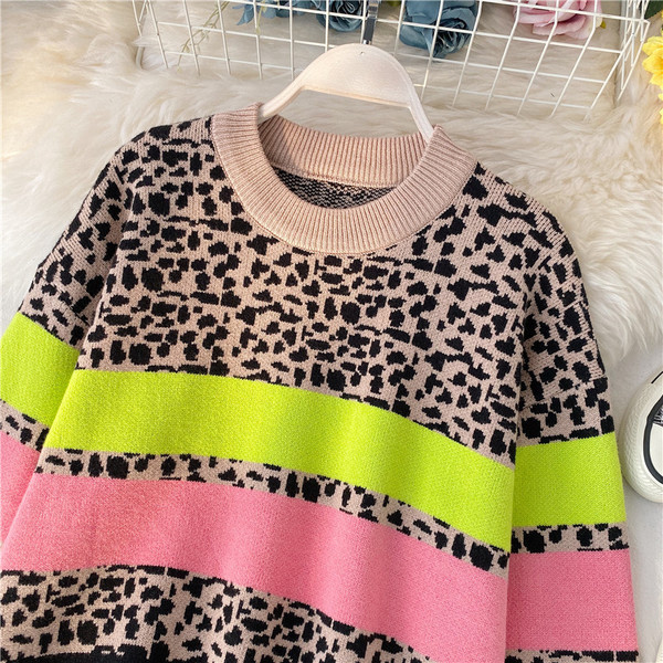 Pulover lung de dama cu model leopard in trei culori