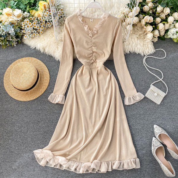 Női alkalmi ruha és V-nyakú három színben