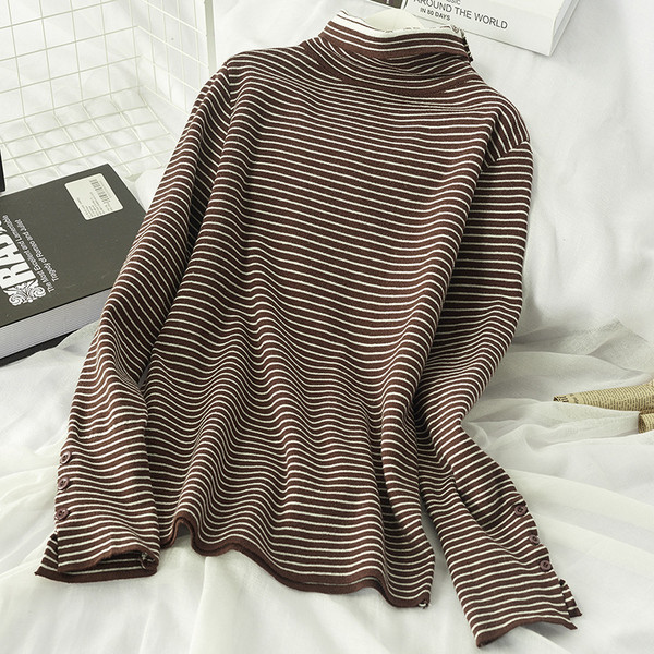 Bluză de iarnă cu dungi de damă cu guler înalt - mai multe culori