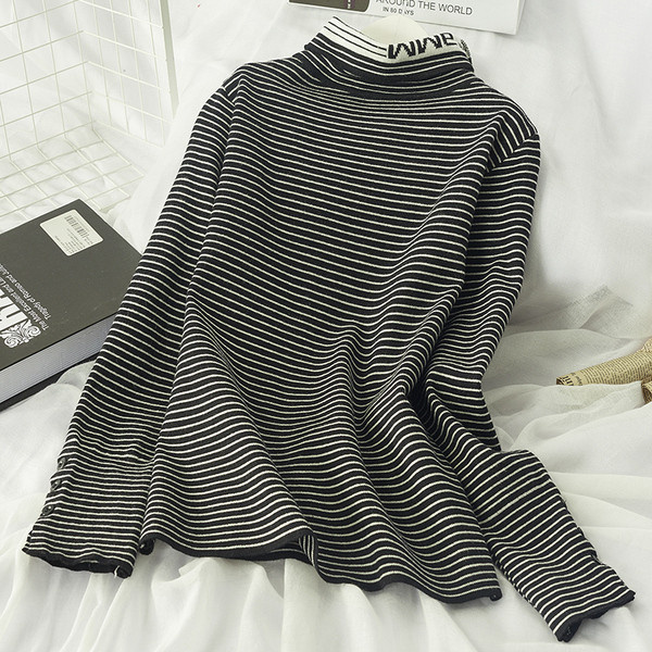 Bluză de iarnă cu dungi de damă cu guler înalt - mai multe culori