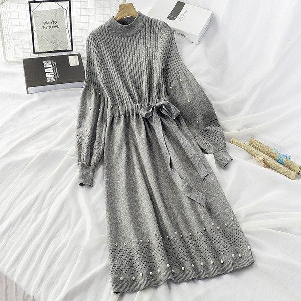 Női modern téli ruha derékban nyakkendővel - többféle színben