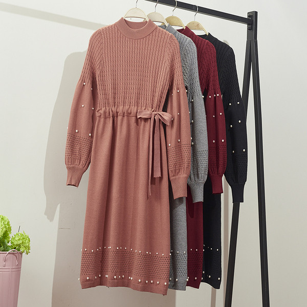 Női modern téli ruha derékban nyakkendővel - többféle színben