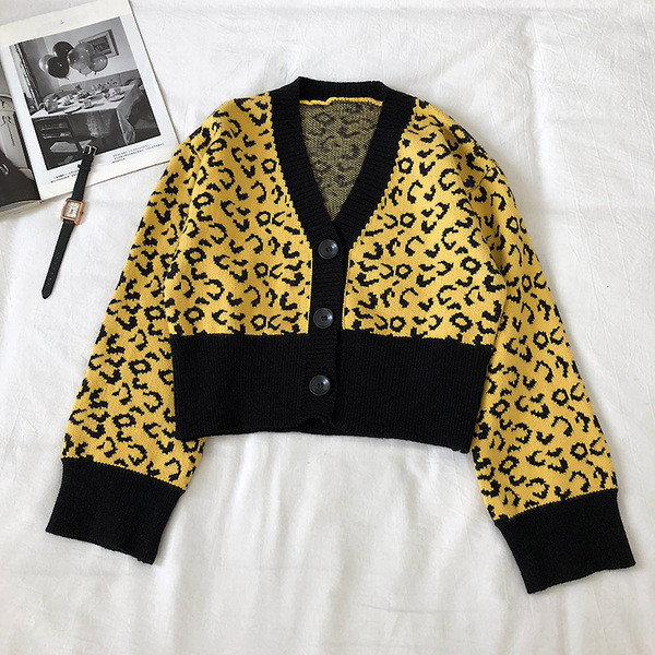 Modern női mellény leopárd mintával és V-nyakkal