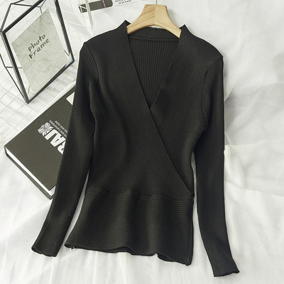 Női őszi-téli blúz spitz nyakkivágással több színben