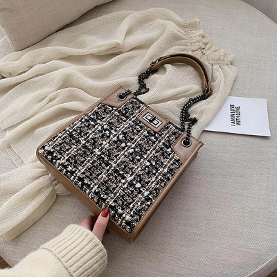 Női kockás táska hosszú füllel, fekete, bordó és bézs színben