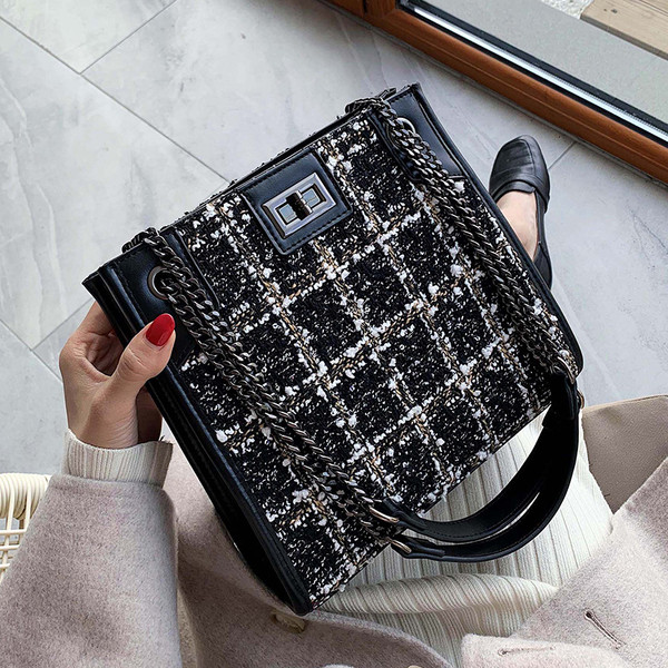 Női kockás táska hosszú füllel, fekete, bordó és bézs színben