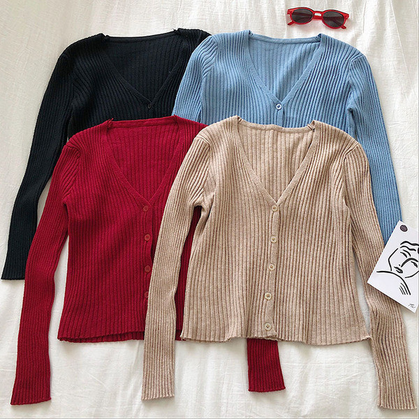 Női kardigán öt színben V-nyakkal és gombokkal