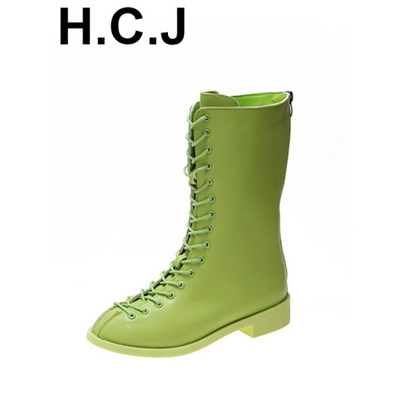 Női őszi csizma különböző színekben, fűzővel