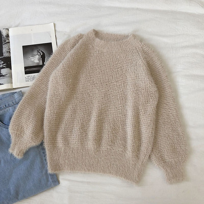 Puha női pulóver öt színben, ovális nyakkivágással és hosszú ujjal