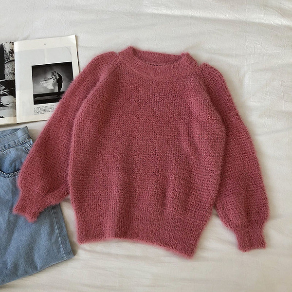 Puha női pulóver öt színben, ovális nyakkivágással és hosszú ujjal