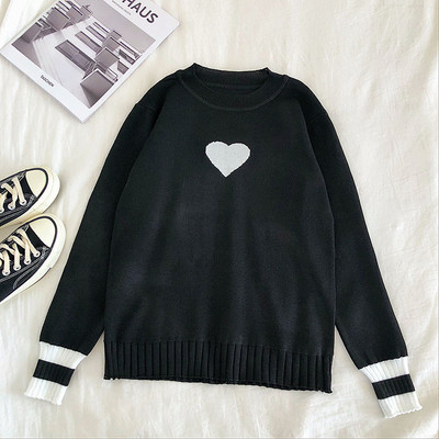 Pulover casual de dama in alb si negru cu decolteu oval