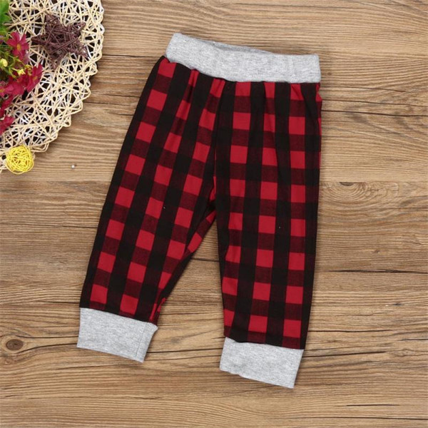 Set copii model nou potrivit pentru Craciun in doua parti pentru baieti