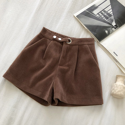 Pantaloni scurti de dama model lat in trei culori cu talie inalta