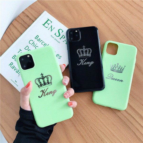 Husa pentru Iphone 11 Pro Max cu inscriptia Queen si King in negru si verde - potrivita pentru cupluri