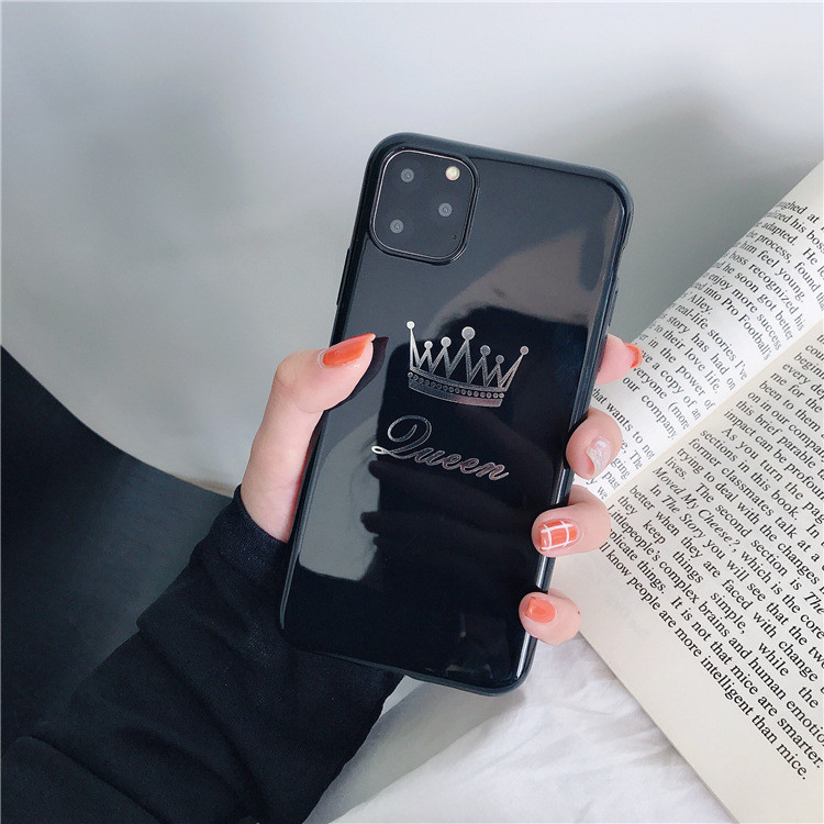 Husa pentru Iphone 11 Pro Max cu inscriptia Queen si King in negru si verde - potrivita pentru cupluri