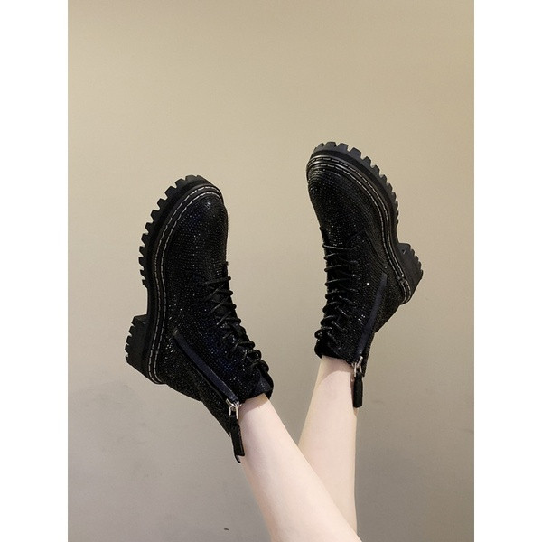 Ghete de dama moderne din piele intoarsa eco cu decor - pietre in negru si gri