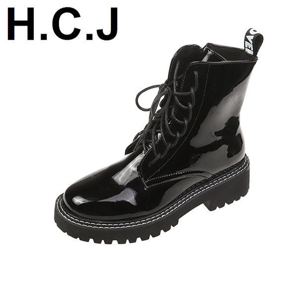 Női csizma durva talpú kubai típusú - három modell