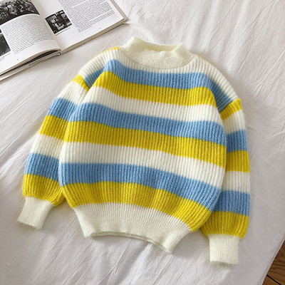 Csíkos női pulóver széles modell három színben