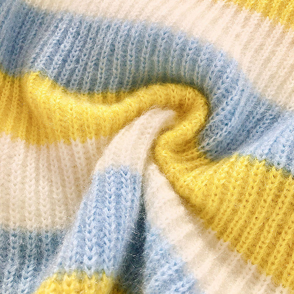 Csíkos női pulóver széles modell három színben