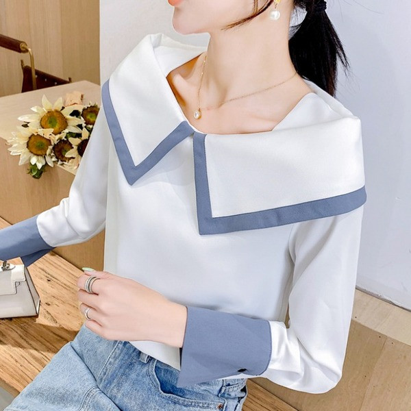 Bluză de damă actuală cu mâneci lungi și decolteu rotund în albastru și negru